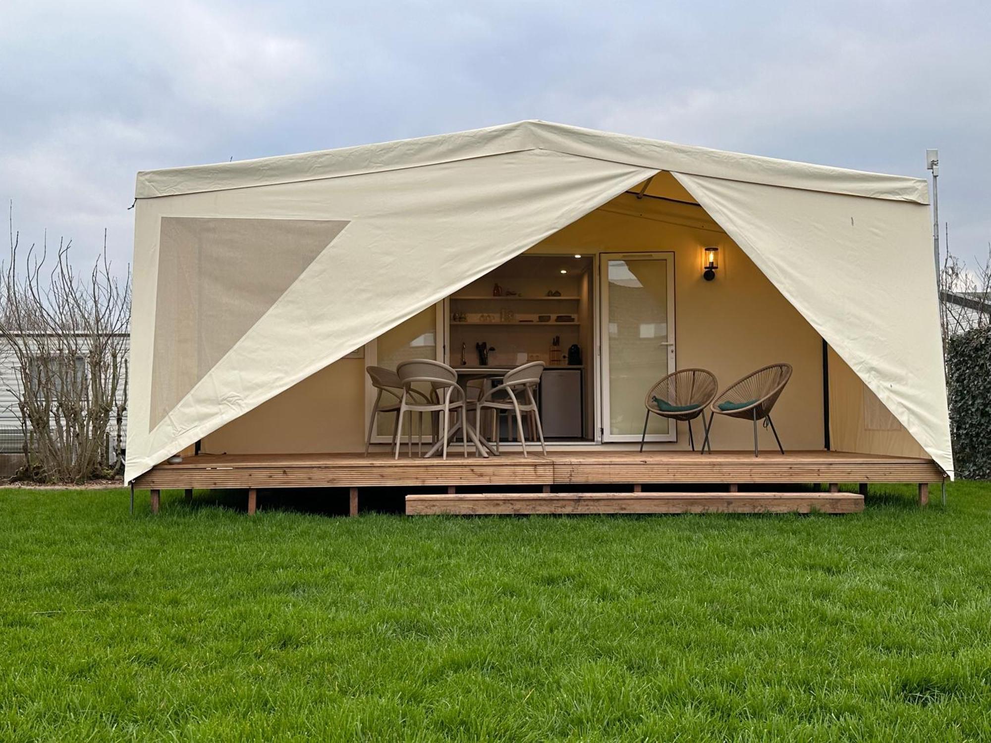 Glamping De Hof Van Eeden Warmond 외부 사진